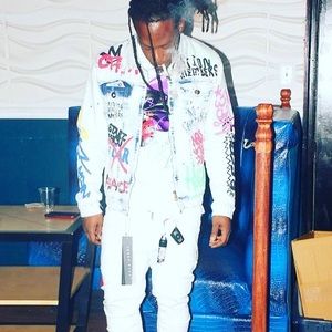 Meet your Posher, Carlton